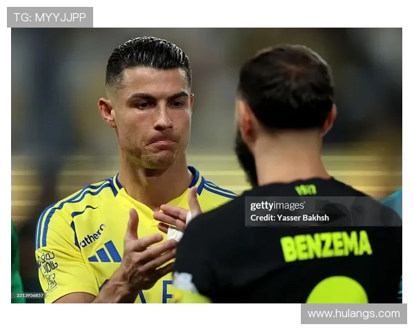 C罗与本泽马队内核心角色的战术适配差异何在 C罗与本泽马队内核心角色的战术适配差异何在